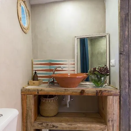 Lodge Surf Camp Maceda